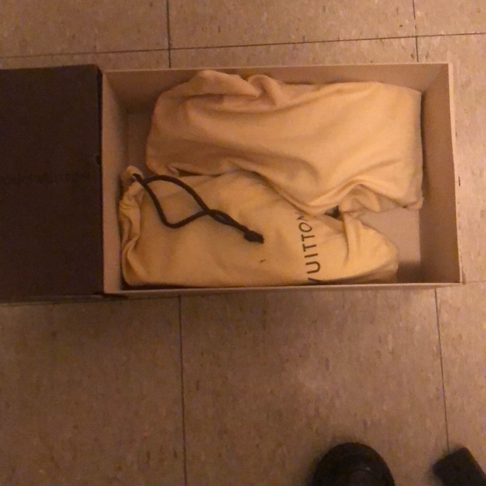 Shoes - Picture 2 of 2